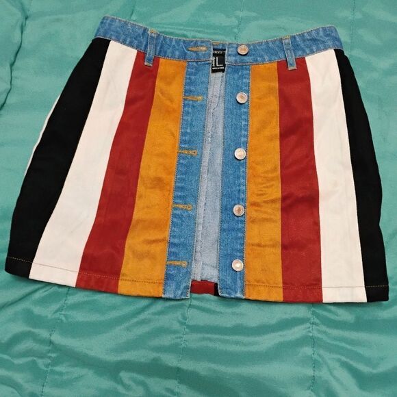 Forever 21 Dresses & Skirts - Forever 21 Brand Button Down Skirt - Size: M (0898)